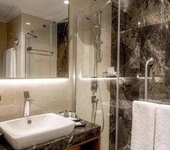 Двухместный клубный номер Deluxe двуспальная кровать в Sheraton