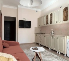 Четырёхместный номер Standard с балконом в Solar House
