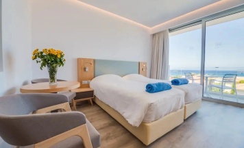 Двухместный номер Standard с видом на море (2 отдельные кровати) в Protaras Plaza Hotel