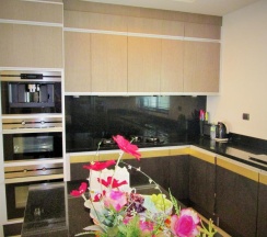 Вилла с 3 комнатами в Chalong Miracle Lakeview Resort & Spa
