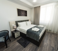 Двухместный номер Делюкс двуспальная кровать в Отель Downtown Suites Hotel Yerevan