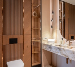 Трехкомнатный апартамент Luxury Dubai с двумя спальнями в Real Apartments Sochi