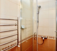 Супериор с просторным балконом и двумя раздельными кроватями в Ассоль