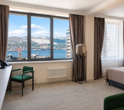 СУПЕРИОР в Grand Yan Hotel