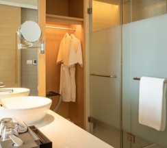 Люкс Avani c 1 комнатой с видом на реку в Avani+ Riverside Bangkok Hotel