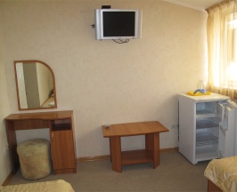 №4 Двухместный номер с 2 односпальными кроватями в Аркона