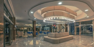 Кирения: Отель Jasmine Court Hotel