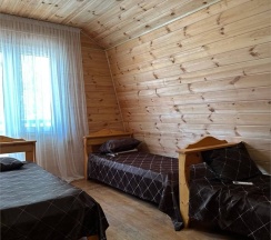 Коттедж с балконом в Кизлярская лагуна