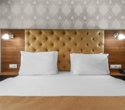 Двухместный номер (Корпус 1) с 2 комнатами двуспальная кровать в Кубань