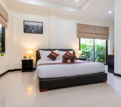 Вилла-люкс с собственным бассейном с 6 комнатами в Boutique Resort Private Pool Villa