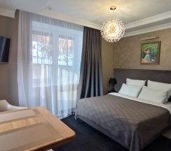 номер - студия делюкс в Hoffman residence