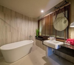 Люкс Deluxe с 2 комнатами в Krabi La Playa Resort