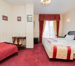 Трехместный номер De Luxe в O`Hara