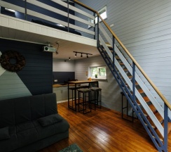 Лунный домик в Wood