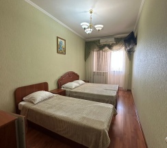 Полулюкс с двуспальной кроватью с балконом в Николаевский