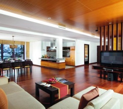 Пентхаус с джакузи с 3 комнатами с видом на море в Отель Mövenpick Phuket Bangtao