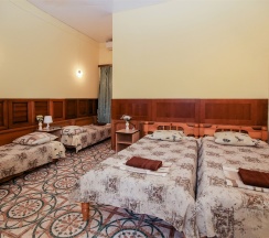 Стандартный 4х местный номер 1 этаж в Green oasis Vavilon