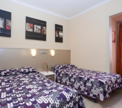 Трёхместный номер Standard в Hostal Barcelona