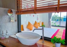 Номер Deluxe с видом на море в White Sand Halal House Krabi