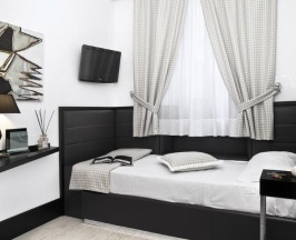 Четырёхместный номер Standard в Hotel Siena