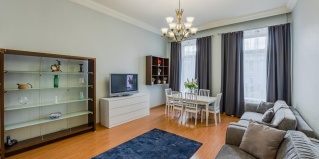 Санкт-Петербург: Апартаменты Spbstay (Спбстэй) на проспекте Невский 66