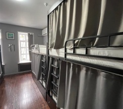 8-ми местный женский номер в Христал