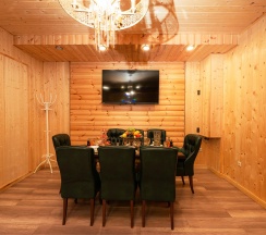 Вилла с видом на горы в Mustang