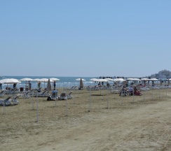 Апартаменты с видом на море в Sunorama Beach Garden 302