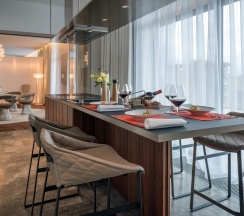 Royal Suite в Crystal House Suite Hotel&SPA