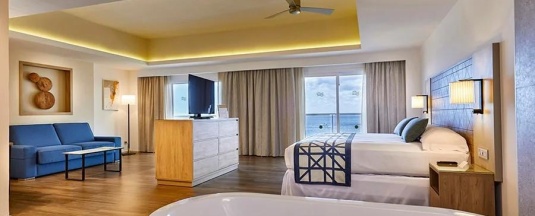 Двухместный люкс Elite Club seafront двуспальная кровать в Hotel Riu Palace Baja California - Adults Only - All Inclusive