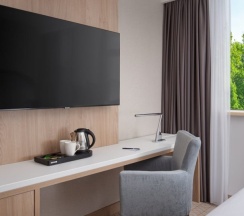 Семейный номер Connecting в DoubleTree by Hilton Shymkent
