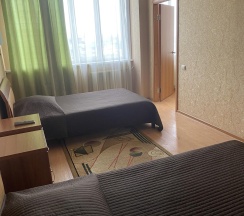 3-местный номер стандарт с 1 односпальной и 1 двуспальной кроватью (302,303) в Гармония