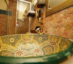 Двухместный номер Superior двуспальная кровать в Hotel Villa Oriental & Restaurant