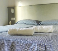 Двухместный номер Standard 2 отдельные кровати в Hostal Drassanes