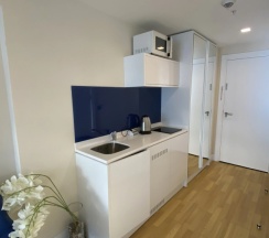Трёхместный номер Standard с балконом и с видом на море в Апарт-отель MyGeorgia LLC Orbi City