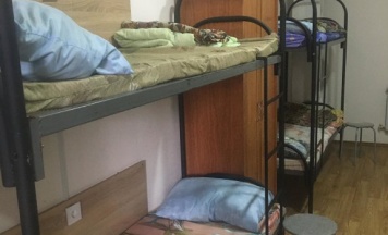 Кровать в общем номере в Рассвет