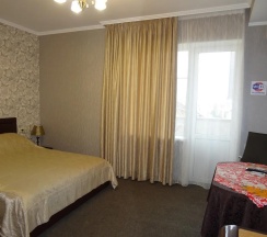 Комната комфорт с 1 двуспальной кроватью в На Нагорной