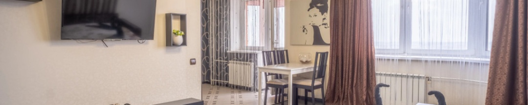 Апартаменты с балконом и с красивым видом из окна в Hedonism apparts