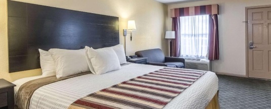 Двухместный номер Standard двуспальная кровать в Motel 9 University-Downtown