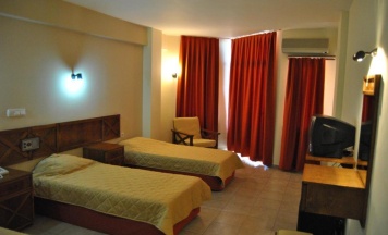 Трёхместный номер в Benna Hotel