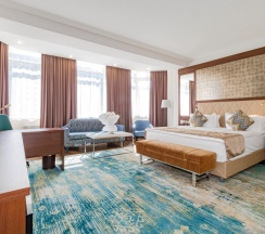 Двухместный номер Premium с видом на город двуспальная кровать в Best Western Plus Astana