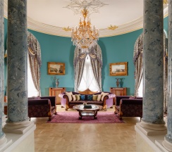 Люкс Императора с видом на Невский проспект в Taleon Imperial Hotel