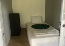 Двухместный номер Economy 2 отдельные кровати в White Jail @ Koh Tao hostel