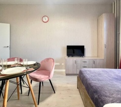 Апартаменты-студио ЖК "Салют" в Rauktis apartments