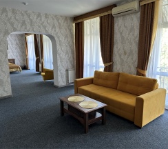 I категория Премиум в Сафари