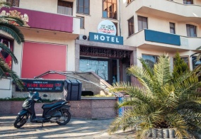 Гостевой дом Family Holiday Hotel в Адлере