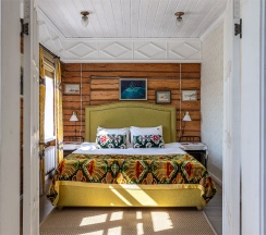 Зелёный Дом, ул. Теремки, 8 в Зеленый дом