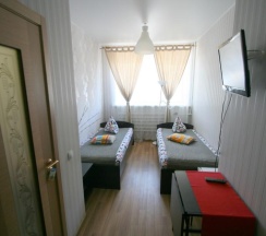 Номер стандарт с 2 односпальными кроватями в City Hostel