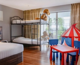 Семейный люкс в Holiday Inn Resort Phuket Karon Beach by IHG
