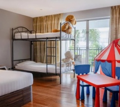 Семейный люкс в Holiday Inn Resort Phuket Karon Beach by IHG